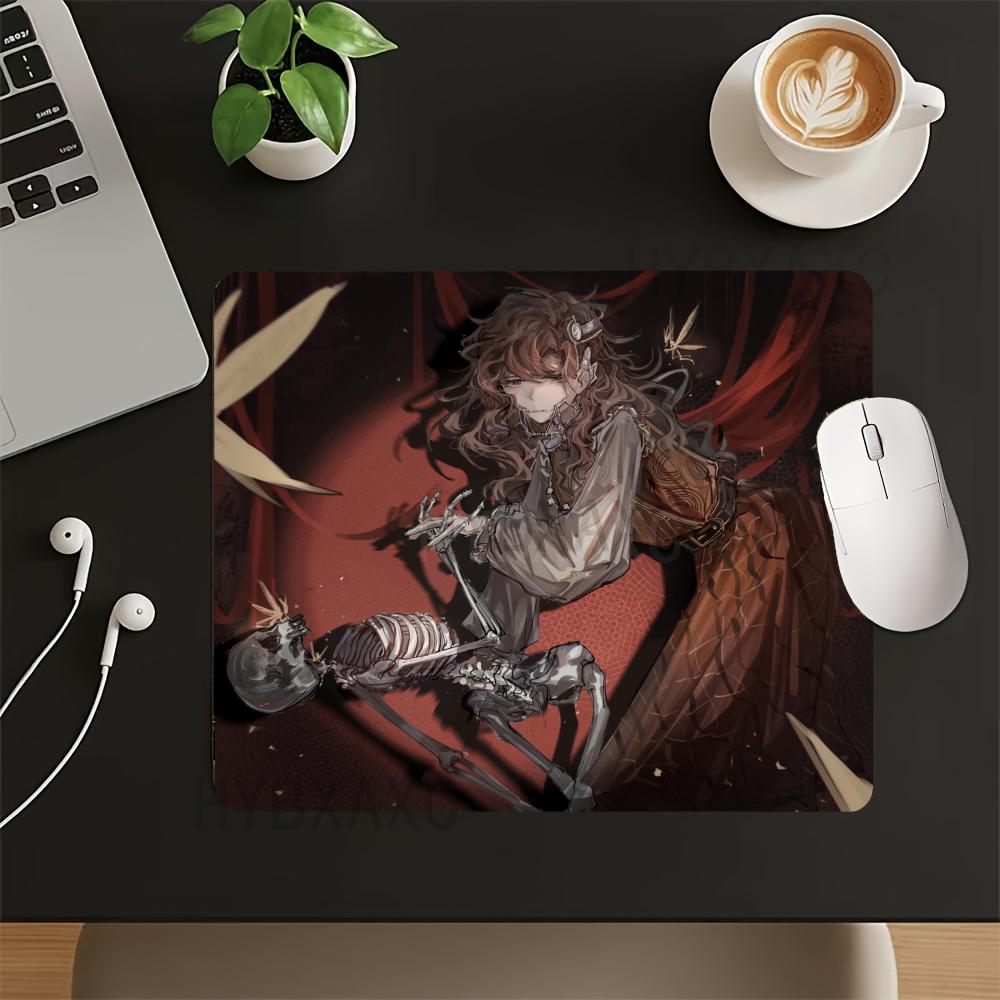 Gaming Keyboard Mouse Wireless - لوحة ماوس صغيرة بتصميم فني مرعب