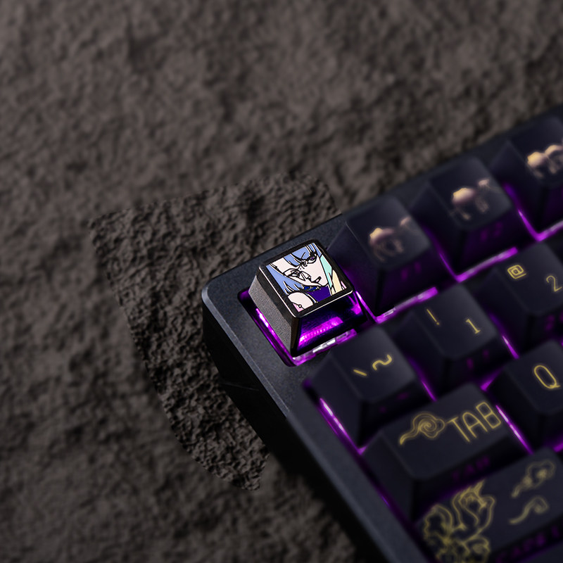 أغطية مفاتيح أنيمي بتصميم سايب - مراجعة Gaming Keyboard Theme وسعره